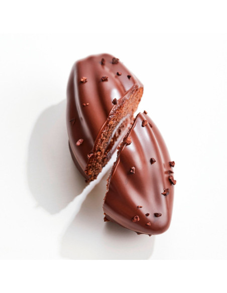 LIBRO TRAVEL CAKE BY GARUHARU, DE YUN EUNYOUNG-2