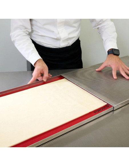 BANDEJA TMF10 HOJALDRE 600x400xh10mm DOBLE PERF.-1