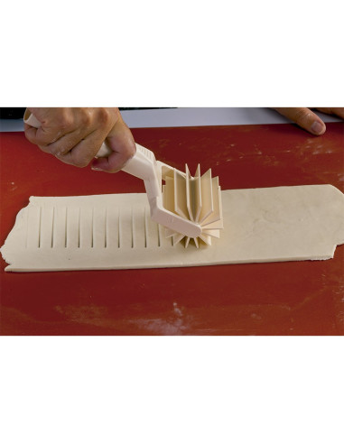 RODILLO 6 cm ESTRUDEL PALAS PLÁSTICOMarcadores Rodillo